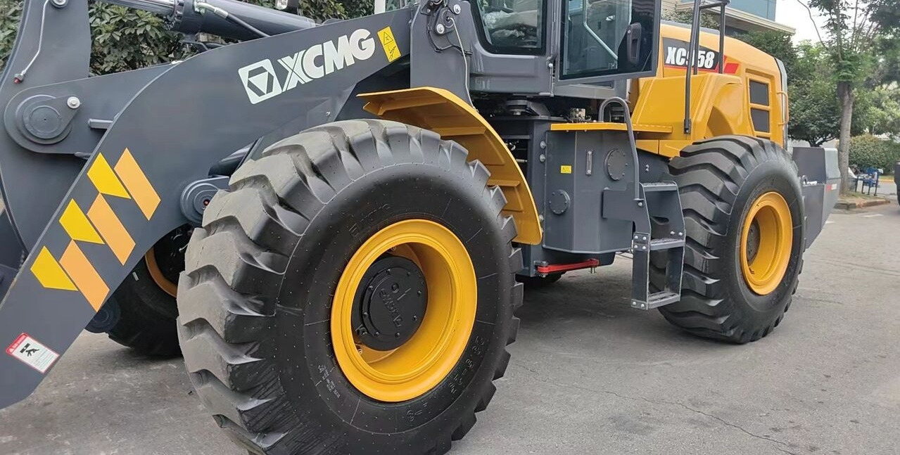 XCMG XC958 - מעמיס גלגלים: תמונה 2 XCMG XC958 - מעמיס גלגלים: תמונה 2