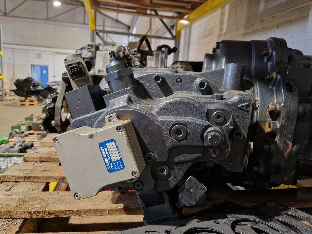 DANFOSS / SAUER BIBUS DRIVE CONTROL 1 - 50.80.0853 - משאבה הידרולית עבור משאית: תמונה 2 DANFOSS / SAUER BIBUS DRIVE CONTROL 1 - 50.80.0853 - משאבה הידרולית עבור משאית: תמונה 2