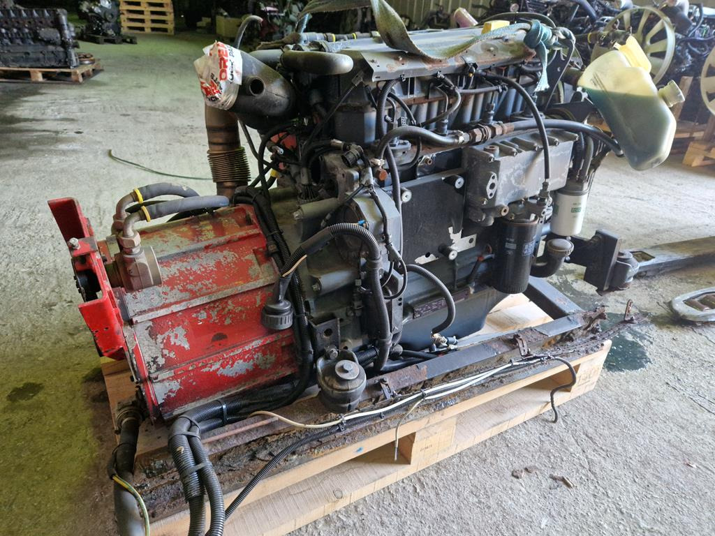 DEUTZ BF4M 1013 WITH HYDRO - מנוע עבור משאית: תמונה 1 DEUTZ BF4M 1013 WITH HYDRO - מנוע עבור משאית: תמונה 1