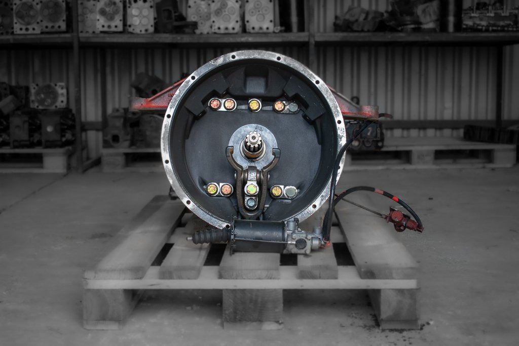 EATON / VICKERS Y08319 FOR MAN - MANUAL LEVER - תיבת הילוכים עבור משאית: תמונה 2 EATON / VICKERS Y08319 FOR MAN - MANUAL LEVER - תיבת הילוכים עבור משאית: תמונה 2