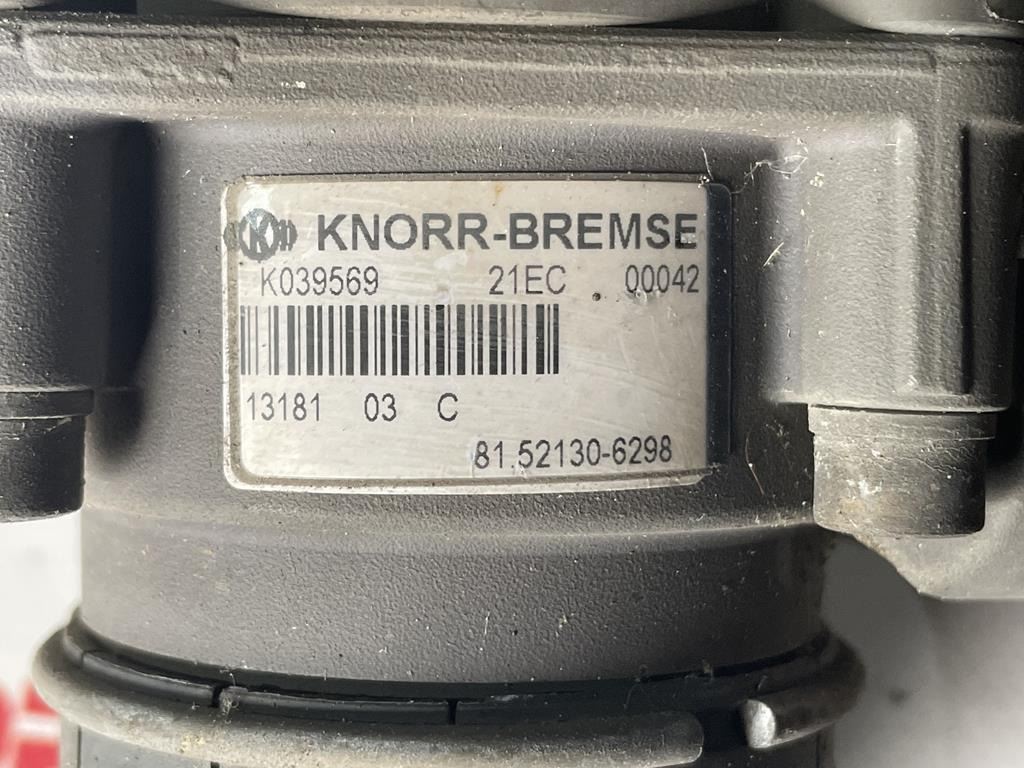 KNORR-BREMSE BRAKE VALVE EBS FOR MAN TGA | TGX | TGS - K039569 - שסתום בלמים עבור משאית: תמונה 3 KNORR-BREMSE BRAKE VALVE EBS FOR MAN TGA | TGX | TGS - K039569 - שסתום בלמים עבור משאית: תמונה 3