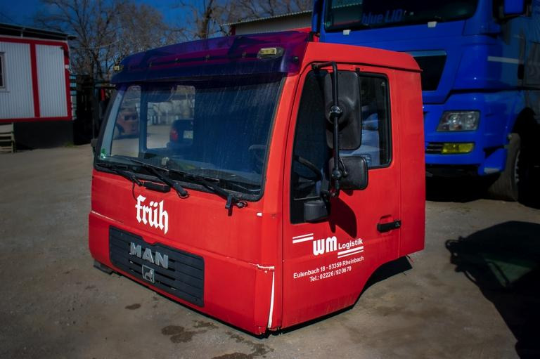 MAN L2000 - תא עבור משאית: תמונה 1 MAN L2000 - תא עבור משאית: תמונה 1