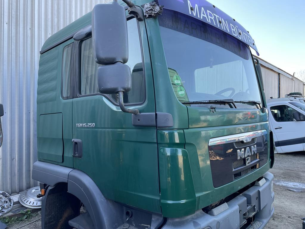 MAN TGM DOUBLE CABIN 2011 - תא עבור משאית: תמונה 1 MAN TGM DOUBLE CABIN 2011 - תא עבור משאית: תמונה 1