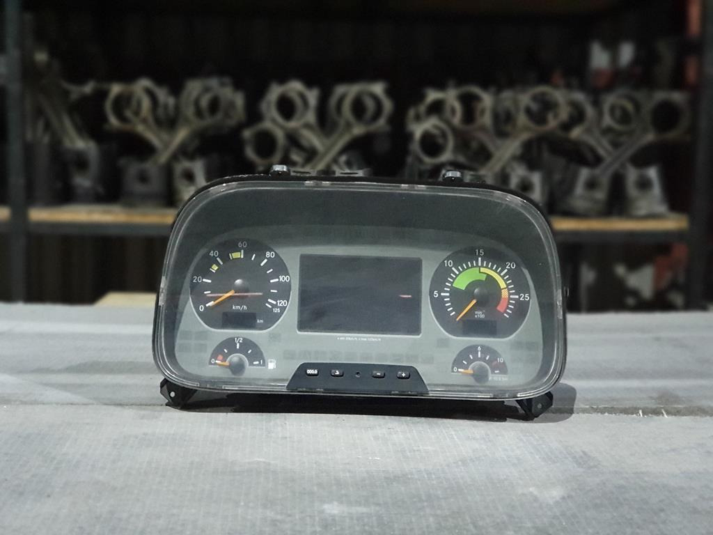 MERCEDES-BENZ ACTROS EURO V - לוח מחוונים עבור משאית: תמונה 1 MERCEDES-BENZ ACTROS EURO V - לוח מחוונים עבור משאית: תמונה 1