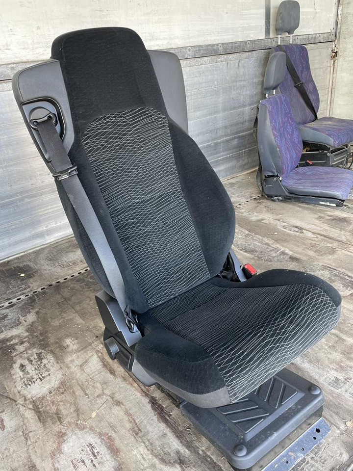 MERCEDES-BENZ ACTROS MP4 - PASSENGER - מושב עבור משאית: תמונה 2 MERCEDES-BENZ ACTROS MP4 - PASSENGER - מושב עבור משאית: תמונה 2