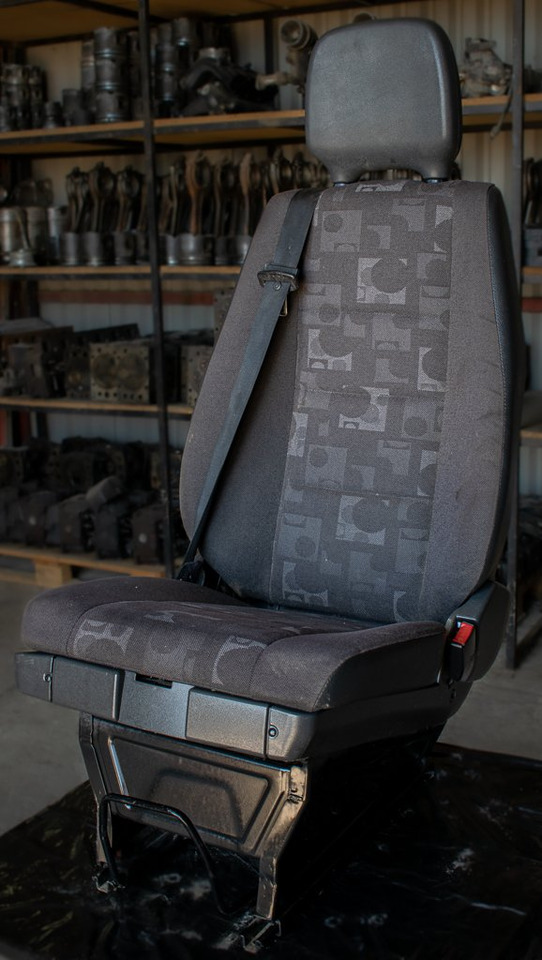 MERCEDES-BENZ ATEGO II - PASSENGER - מושב עבור משאית: תמונה 2 MERCEDES-BENZ ATEGO II - PASSENGER - מושב עבור משאית: תמונה 2