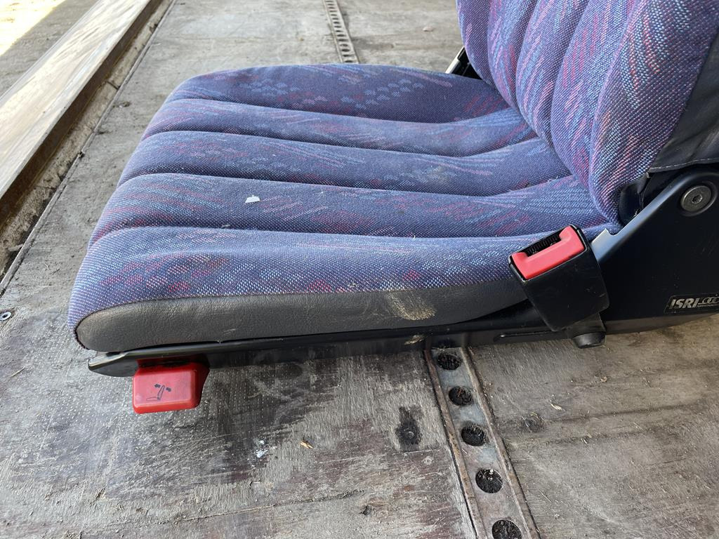 MERCEDES-BENZ ATEGO - מושב עבור משאית: תמונה 4 MERCEDES-BENZ ATEGO - מושב עבור משאית: תמונה 4