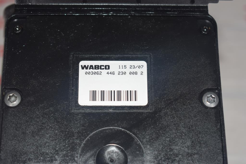 MERCEDES-BENZ BRAKE VALVE - 000 446 5936 - שסתום בלמים עבור משאית: תמונה 3 MERCEDES-BENZ BRAKE VALVE - 000 446 5936 - שסתום בלמים עבור משאית: תמונה 3