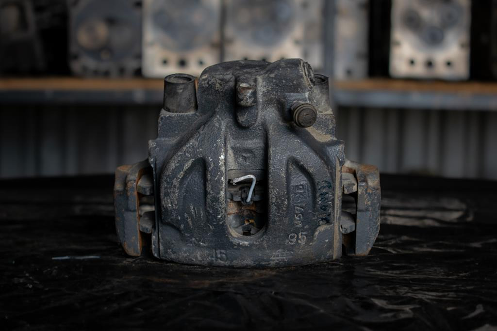 MERCEDES-BENZ SPRINTER OM601 - DIFFERENTIAL - PASSENGER - מדד בלימה עבור משאית: תמונה 1 MERCEDES-BENZ SPRINTER OM601 - DIFFERENTIAL - PASSENGER - מדד בלימה עבור משאית: תמונה 1