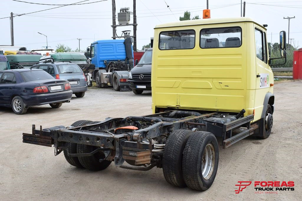 MERCEDES-BENZ VARIO 614 - משאית עם שלדת תא: תמונה 5 MERCEDES-BENZ VARIO 614 - משאית עם שלדת תא: תמונה 5
