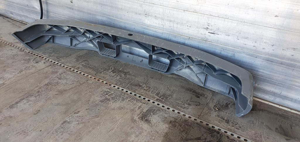 MERCEDES-BENZ VARIO - פגוש עבור משאית: תמונה 5 MERCEDES-BENZ VARIO - פגוש עבור משאית: תמונה 5