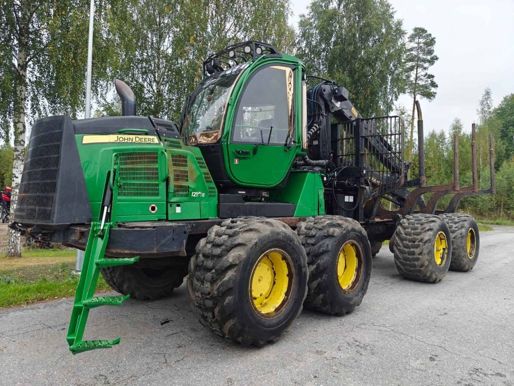 John Deere 1270 E - מקצרת יערות: תמונה 1 John Deere 1270 E - מקצרת יערות: תמונה 1