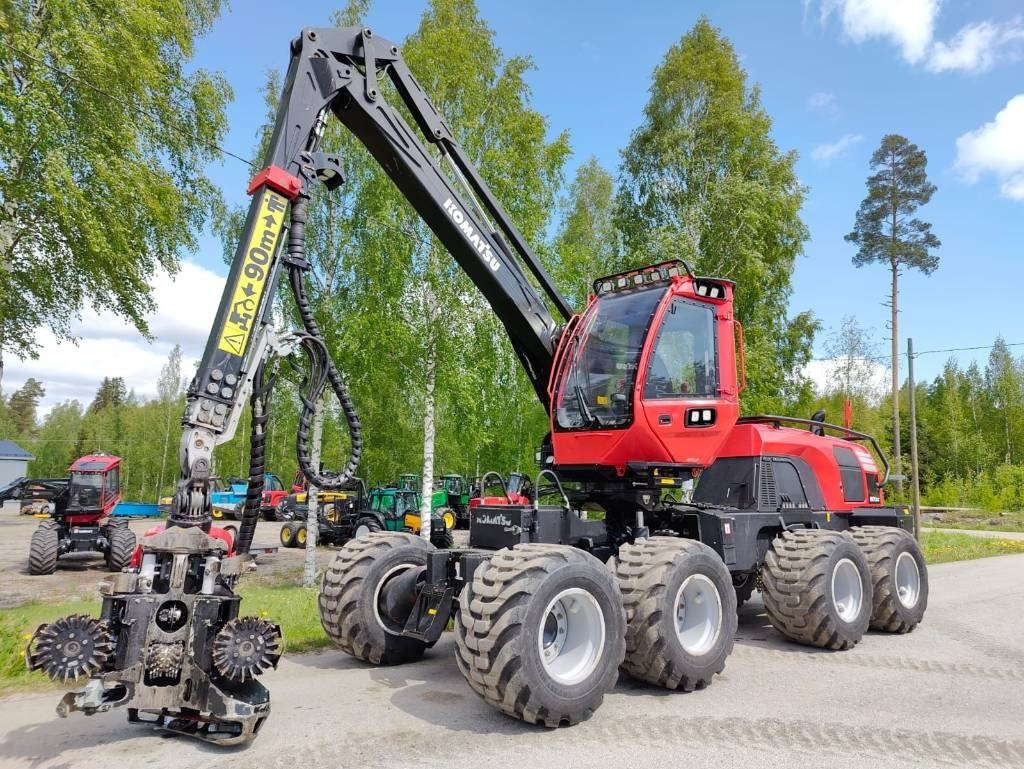 Komatsu 901 XC - מקצרת יערות: תמונה 1 Komatsu 901 XC - מקצרת יערות: תמונה 1
