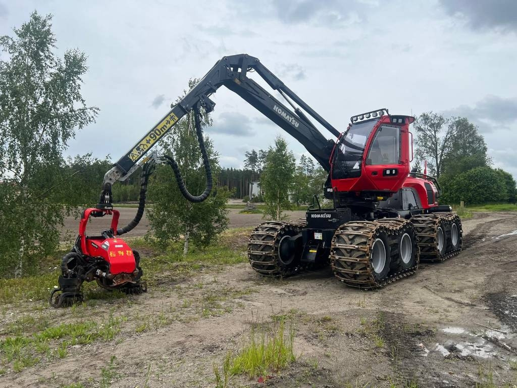 Komatsu 951 XC  - מקצרת יערות: תמונה 1 Komatsu 951 XC  - מקצרת יערות: תמונה 1