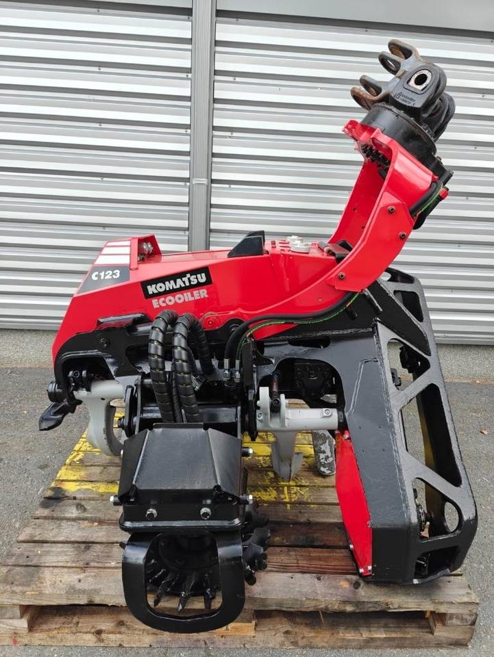 Komatsu C 123 - ראש נופל: תמונה 2 Komatsu C 123 - ראש נופל: תמונה 2