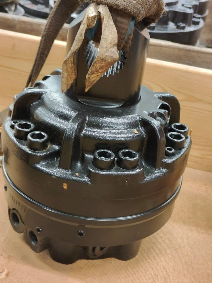 Spare parts Valve blocks, hydraulic motors, cylind - חלקי הידרוליקה עבור ציוד יער: תמונה 5 Spare parts Valve blocks, hydraulic motors, cylind - חלקי הידרוליקה עבור ציוד יער: תמונה 5