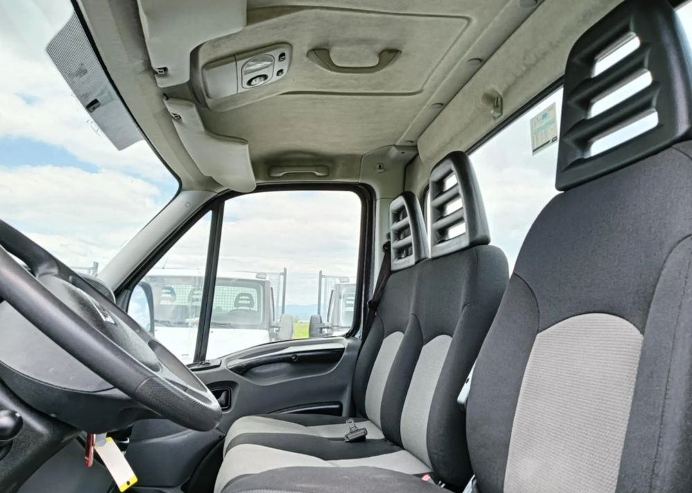 Iveco 35C13, 35C12, 35C14, 35C15 - משאית עם שלדת תא: תמונה 4 Iveco 35C13, 35C12, 35C14, 35C15 - משאית עם שלדת תא: תמונה 4