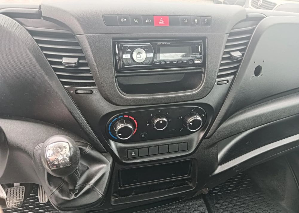 כלי רכב מסחרי מזהיר Iveco 35C13, 35C12, 35C14, 35C15: תמונה 18