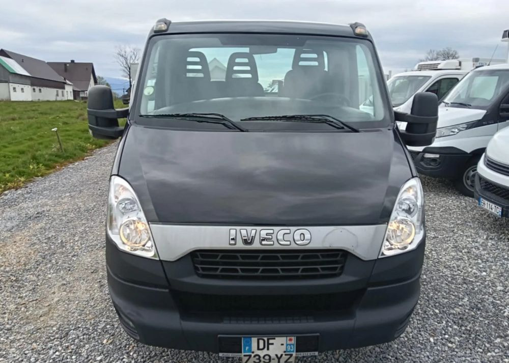 Iveco 35C13, 35C12, 35C15 - משאית עם שלדת תא: תמונה 2 Iveco 35C13, 35C12, 35C15 - משאית עם שלדת תא: תמונה 2