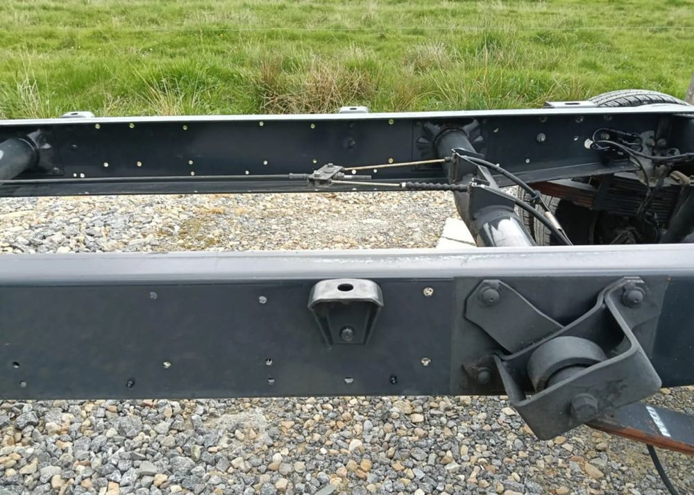 Iveco 35C13, 35C12, 35C15 - משאית עם שלדת תא: תמונה 5 Iveco 35C13, 35C12, 35C15 - משאית עם שלדת תא: תמונה 5