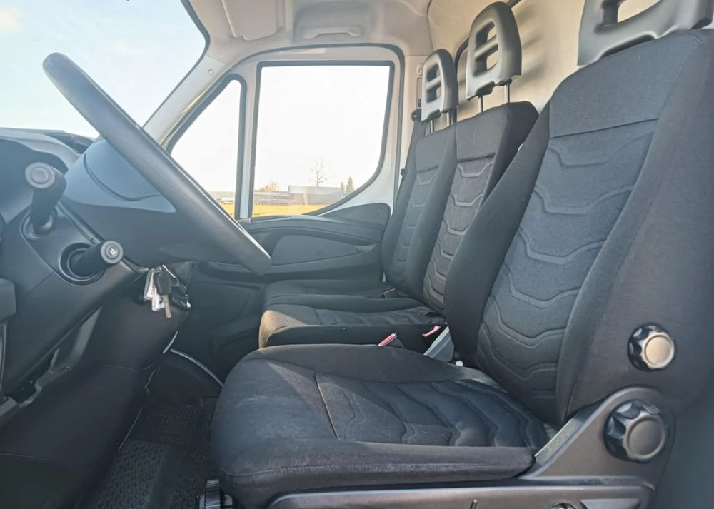 Iveco 35C14,35C13,35C12,35C15 - כלי רכב מסחרי מזהיר: תמונה 4 Iveco 35C14,35C13,35C12,35C15 - כלי רכב מסחרי מזהיר: תמונה 4