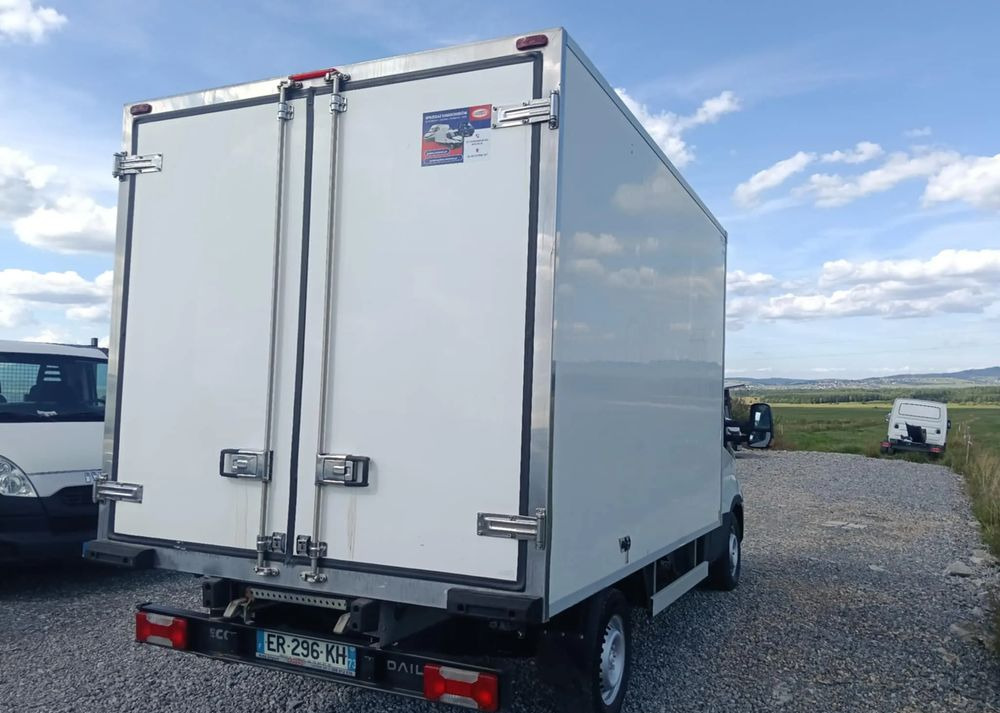 Iveco 35S16, 35S15, 35S14, 35S13, 35C13, 35C14 - כלי רכב מסחרי לקירור: תמונה 4 Iveco 35S16, 35S15, 35S14, 35S13, 35C13, 35C14 - כלי רכב מסחרי לקירור: תמונה 4