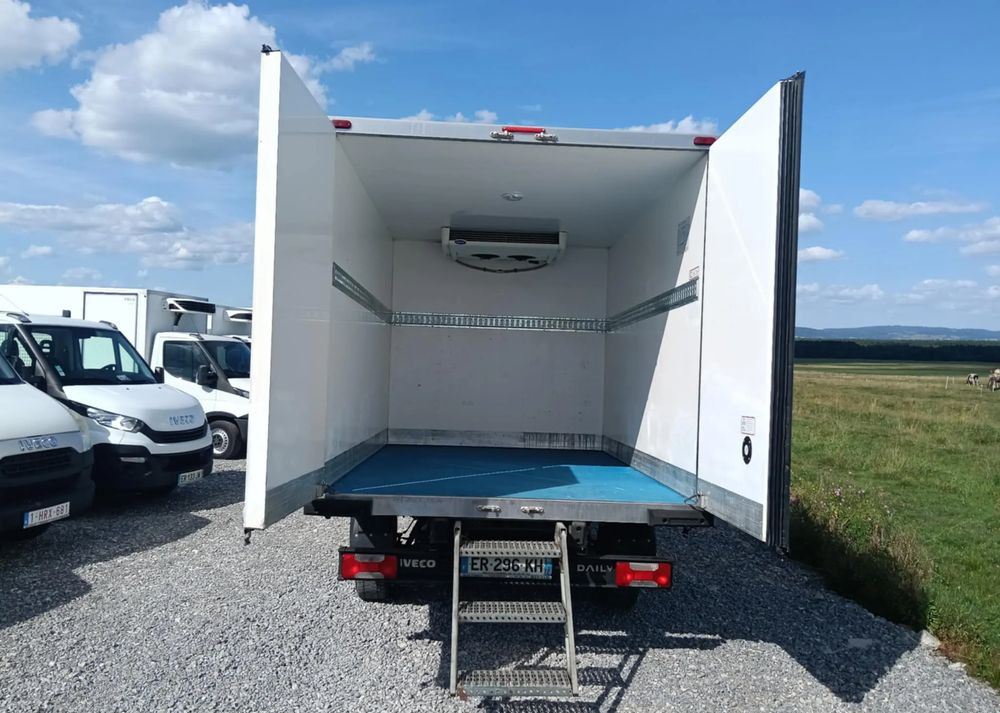 Iveco 35S16, 35S15, 35S14, 35S13, 35C13, 35C14 - כלי רכב מסחרי לקירור: תמונה 5 Iveco 35S16, 35S15, 35S14, 35S13, 35C13, 35C14 - כלי רכב מסחרי לקירור: תמונה 5