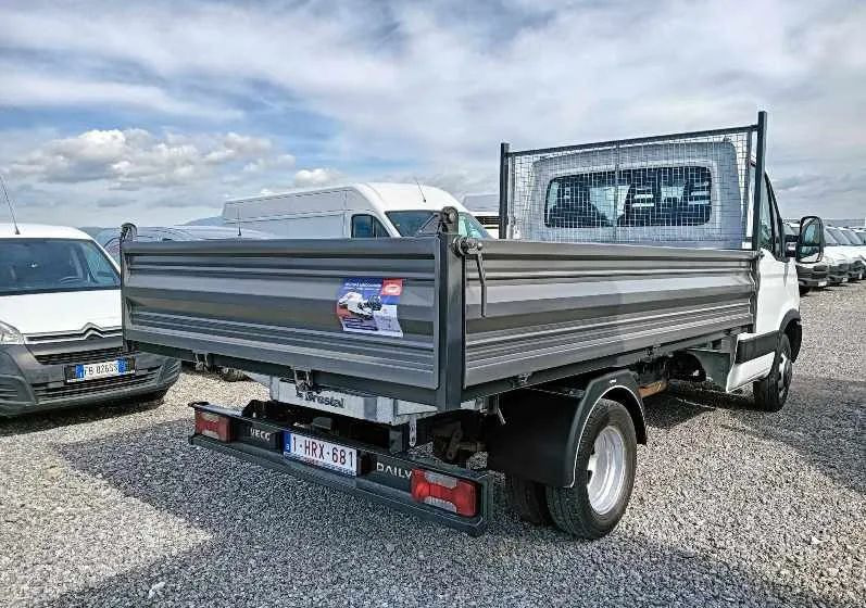 Iveco DAILY 35C13, 35C12, 35C12 - כלי רכב מסחרי מזהיר: תמונה 4 Iveco DAILY 35C13, 35C12, 35C12 - כלי רכב מסחרי מזהיר: תמונה 4