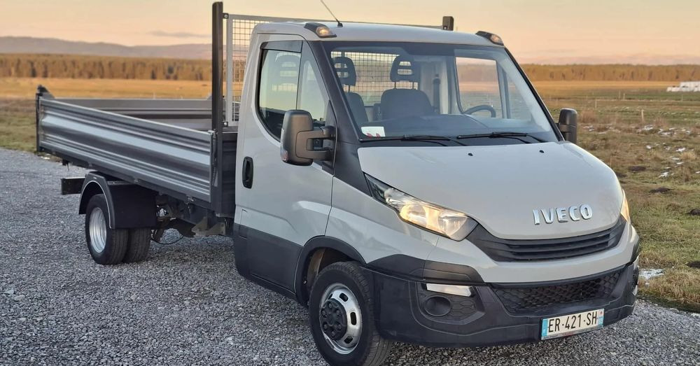 Iveco DAILY 35C14, 35C13, 35C15 - כלי רכב מסחרי מזהיר: תמונה 4 Iveco DAILY 35C14, 35C13, 35C15 - כלי רכב מסחרי מזהיר: תמונה 4