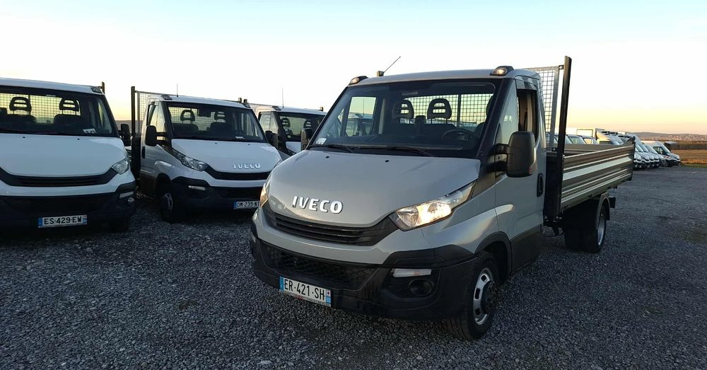 Iveco DAILY 35C14, 35C13, 35C15 - כלי רכב מסחרי מזהיר: תמונה 3 Iveco DAILY 35C14, 35C13, 35C15 - כלי רכב מסחרי מזהיר: תמונה 3