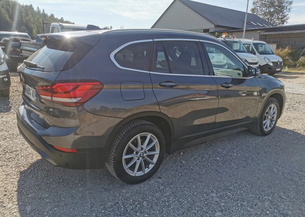BMW X1 sDrive16d - רכב סטיישן: תמונה 5 BMW X1 sDrive16d - רכב סטיישן: תמונה 5