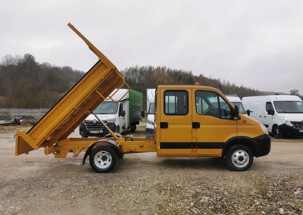 Iveco Daily 35C12 Brygadówka wywrotka Dubel hak kiper doka 35C13 - כלי רכב מסחרי מזהיר: תמונה 5 Iveco Daily 35C12 Brygadówka wywrotka Dubel hak kiper doka 35C13 - כלי רכב מסחרי מזהיר: תמונה 5