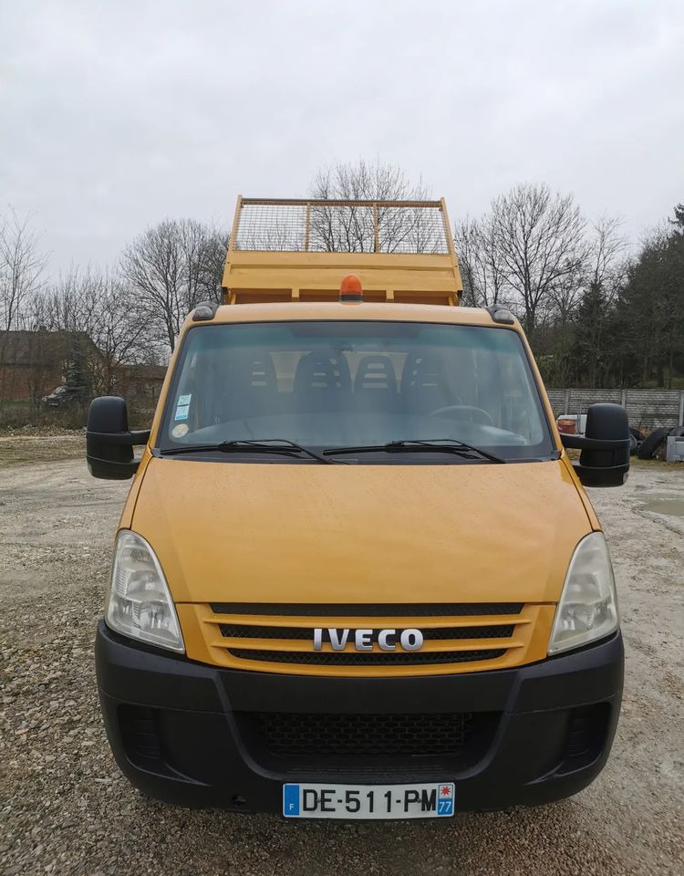 Iveco Daily 35C12 Brygadówka wywrotka Dubel hak kiper doka 35C13 - כלי רכב מסחרי מזהיר: תמונה 3 Iveco Daily 35C12 Brygadówka wywrotka Dubel hak kiper doka 35C13 - כלי רכב מסחרי מזהיר: תמונה 3
