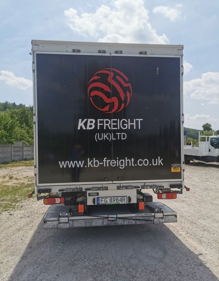 Iveco Daily 72-180 na Gwarancji Burtofirana15pal Dach suwany Winda 1.5T Pneumatyka 70C18 automat Hi-Matic - כלי רכב מסחרי עם וילונות צד: תמונה 4 Iveco Daily 72-180 na Gwarancji Burtofirana15pal Dach suwany Winda 1.5T Pneumatyka 70C18 automat Hi-Matic - כלי רכב מסחרי עם וילונות צד: תמונה 4