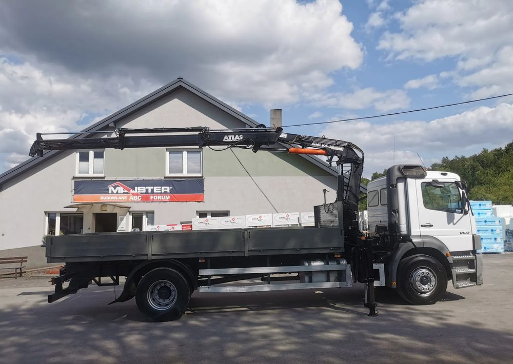 Mercedes-Benz Atego 1823 żuraw HDS Atlas 105.2 koła 315/80R22,5 - משאית צד נופל/ שטוחה, משאית מנוף: תמונה 3 Mercedes-Benz Atego 1823 żuraw HDS Atlas 105.2 koła 315/80R22,5 - משאית צד נופל/ שטוחה, משאית מנוף: תמונה 3