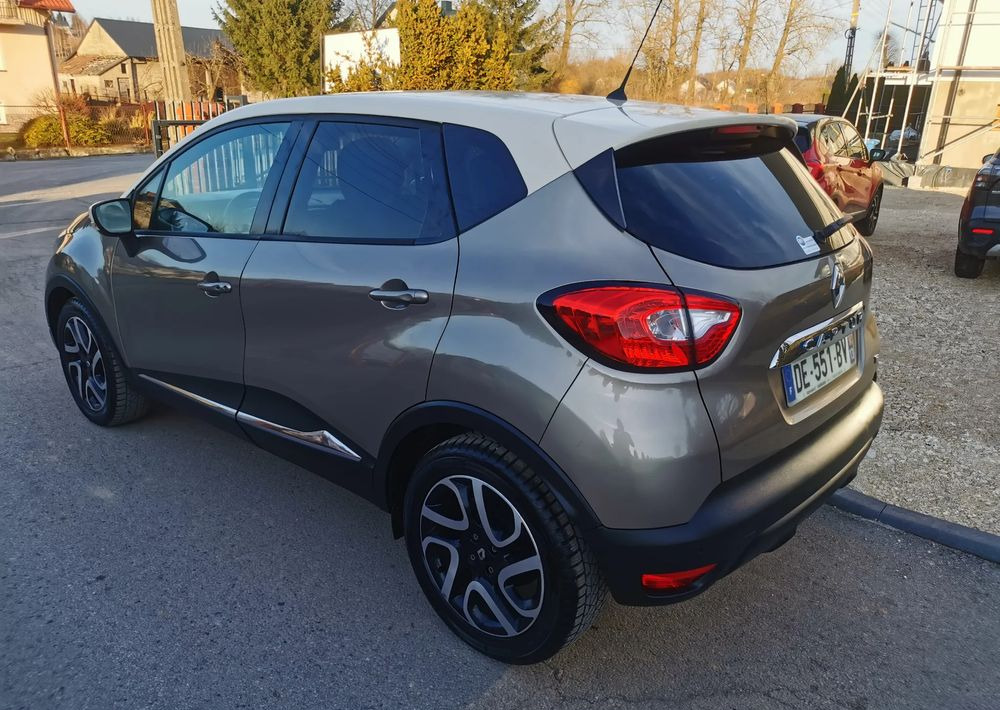 Renault Captur 0.9 Energy TCe Intens - SUV: תמונה 5 Renault Captur 0.9 Energy TCe Intens - SUV: תמונה 5
