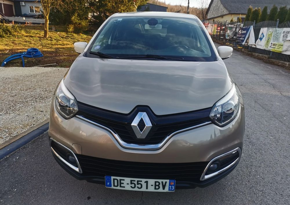 Renault Captur 0.9 Energy TCe Intens - SUV: תמונה 2 Renault Captur 0.9 Energy TCe Intens - SUV: תמונה 2