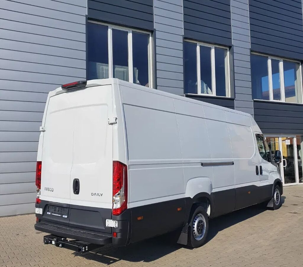 IVECO Daily 35S18 - כלי רכב מסחרי עם לוח: תמונה 2 IVECO Daily 35S18 - כלי רכב מסחרי עם לוח: תמונה 2