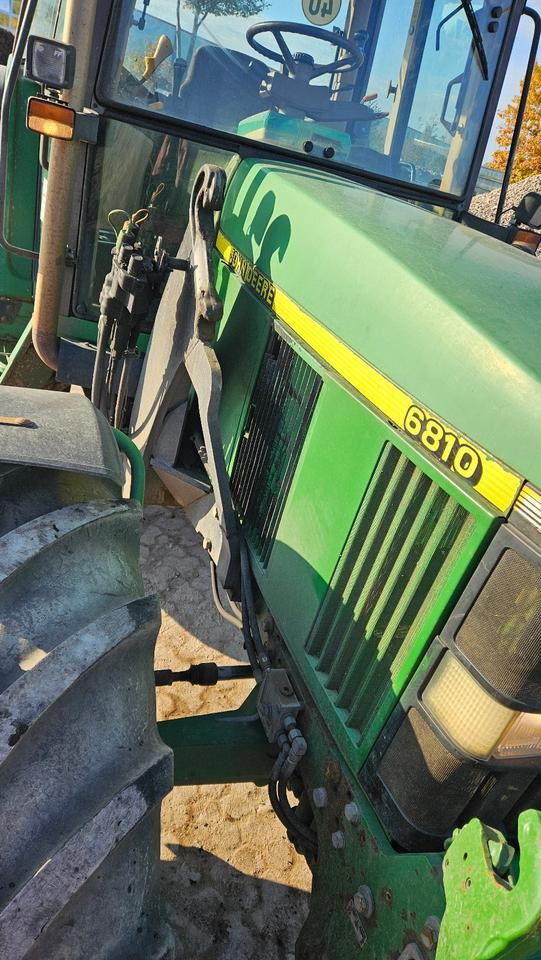 John Deere 6810 | Stoll Robust 30 HDP FL | FH | 8.070 Std. - טרקטור חקלאי: תמונה 5 John Deere 6810 | Stoll Robust 30 HDP FL | FH | 8.070 Std. - טרקטור חקלאי: תמונה 5