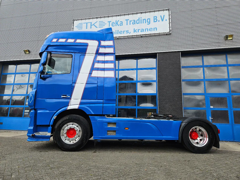 DAF XF 460 Special Lether Interior Navigatie Apk/TÜV Smart 2 tacho - יחידת טרקטור: תמונה 3 DAF XF 460 Special Lether Interior Navigatie Apk/TÜV Smart 2 tacho - יחידת טרקטור: תמונה 3
