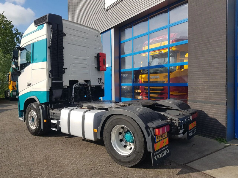 Volvo FH 420 ADR klasse EX/II, EX/III, FL en AT Double tank PTO - יחידת טרקטור: תמונה 4 Volvo FH 420 ADR klasse EX/II, EX/III, FL en AT Double tank PTO - יחידת טרקטור: תמונה 4
