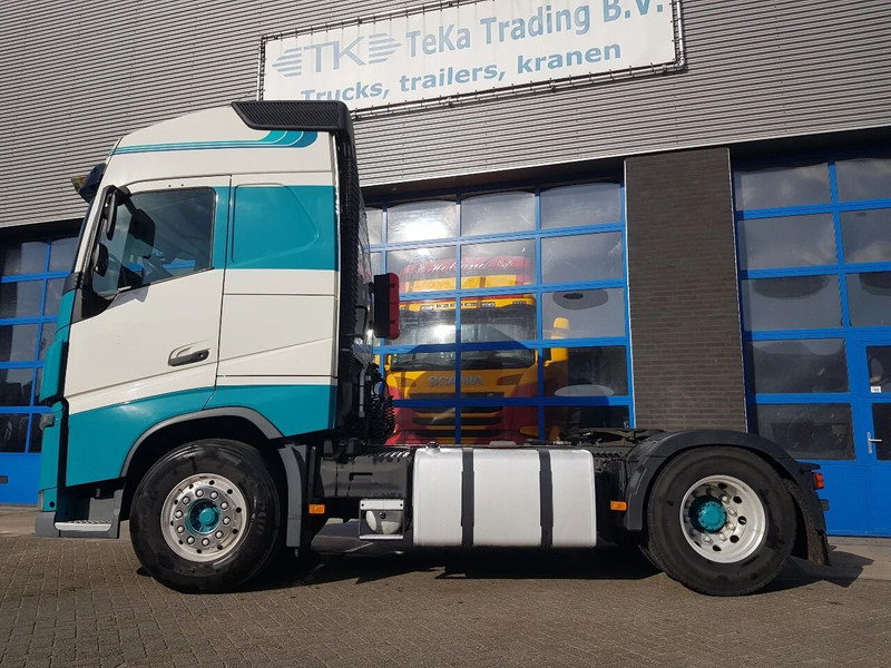 Volvo FH 420 ADR klasse EX/II, EX/III, FL en AT Double tank PTO - יחידת טרקטור: תמונה 3 Volvo FH 420 ADR klasse EX/II, EX/III, FL en AT Double tank PTO - יחידת טרקטור: תמונה 3