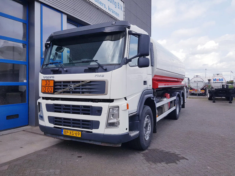 Volvo FM 9.340 Fuel 21.400 Liter 3 Comp Euro 3 - משאית מכל: תמונה 2 Volvo FM 9.340 Fuel 21.400 Liter 3 Comp Euro 3 - משאית מכל: תמונה 2
