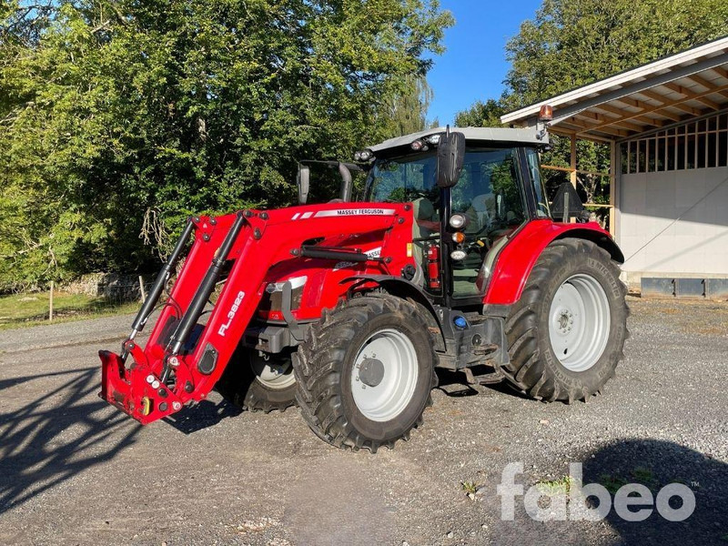 Massey Ferguson 5713 S - טרקטור חקלאי: תמונה 1 Massey Ferguson 5713 S - טרקטור חקלאי: תמונה 1