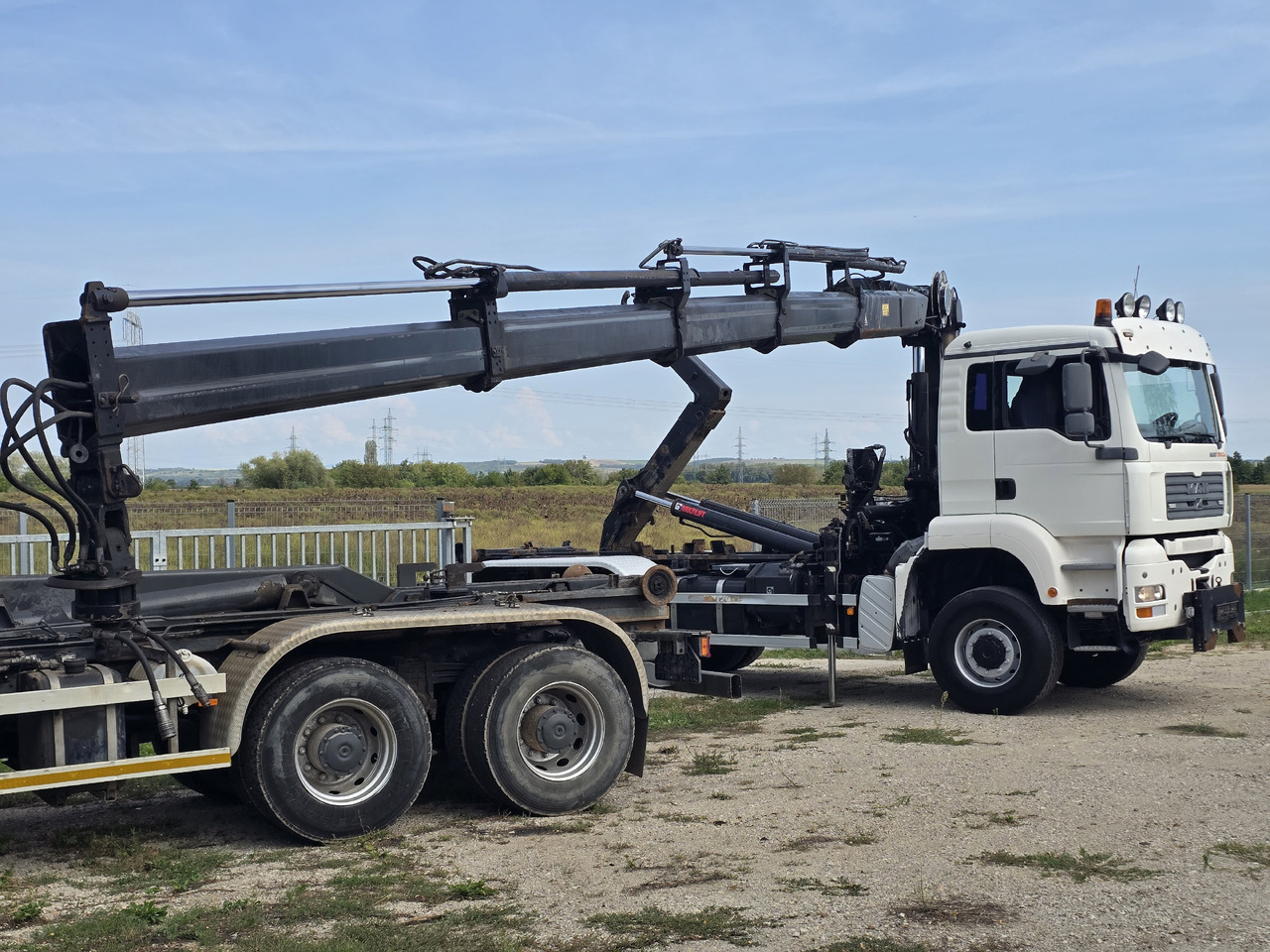 MAN TGA 26.440 6X6 / HOOK SYSTEM / HIAB 166D REMOTE - משאית הרמת וו, משאית מנוף: תמונה 4 MAN TGA 26.440 6X6 / HOOK SYSTEM / HIAB 166D REMOTE - משאית הרמת וו, משאית מנוף: תמונה 4
