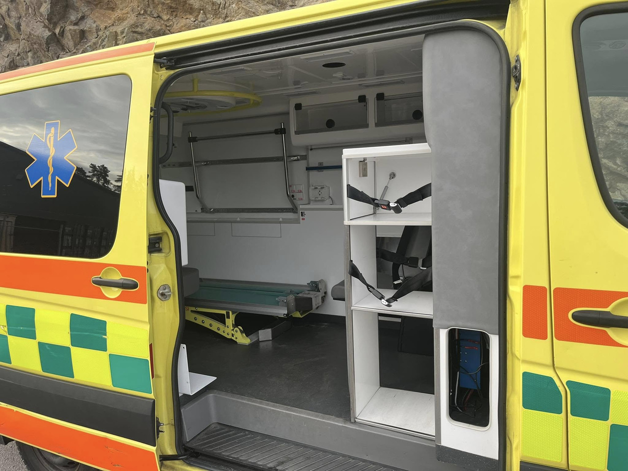 אמבולנס Mercedes-Benz Sprinter 319 - AMBULANCE / Krankenwagen / Швидка допомога: תמונה 8