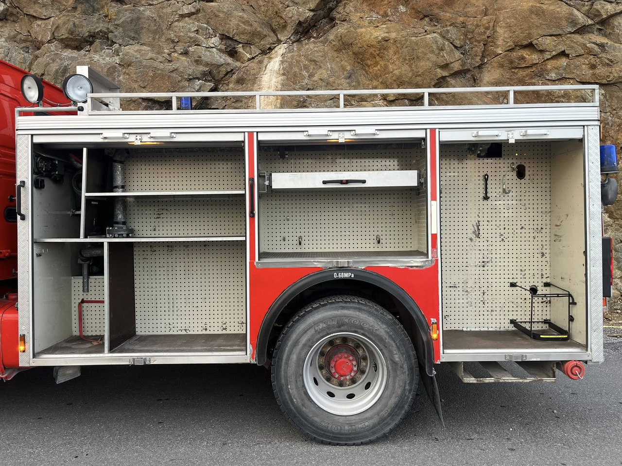 VOLVO FL10 4x2 - fire engine / fire truck / brandbil - משאית אש: תמונה 4 VOLVO FL10 4x2 - fire engine / fire truck / brandbil - משאית אש: תמונה 4