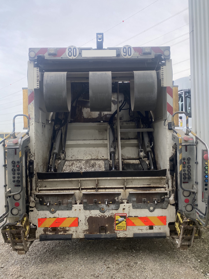 Volvo FE300 FAUN Müllwagen Garbage 2-Kammern Eu5 Top Zustand - משאית אשפה: תמונה 5 Volvo FE300 FAUN Müllwagen Garbage 2-Kammern Eu5 Top Zustand - משאית אשפה: תמונה 5