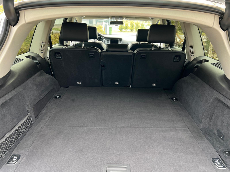 מכונית Audi Q7: תמונה 14