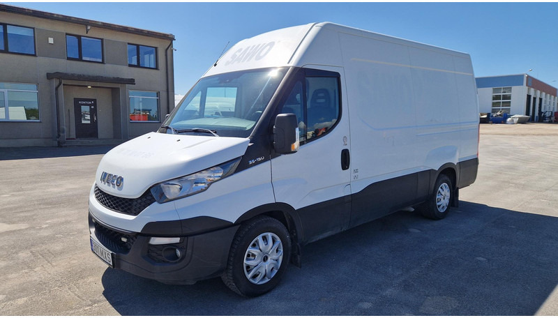 Iveco 35S15 4X2 - כלי רכב מסחרי עם לוח: תמונה 1 Iveco 35S15 4X2 - כלי רכב מסחרי עם לוח: תמונה 1